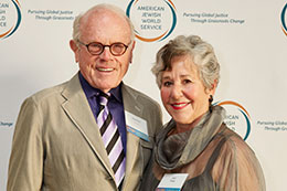 Photo of  Russel (Russ) Pratt and his wife Joni. Link to Russel Pratt story.